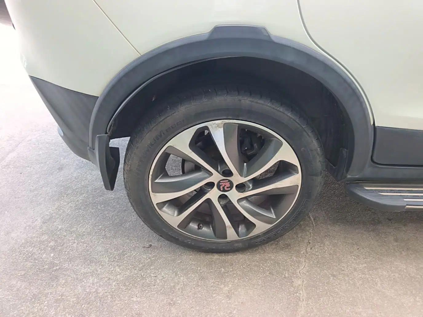 BYD Yuan 2016 1.5L Automatic Haoya Model — миниатюра 11