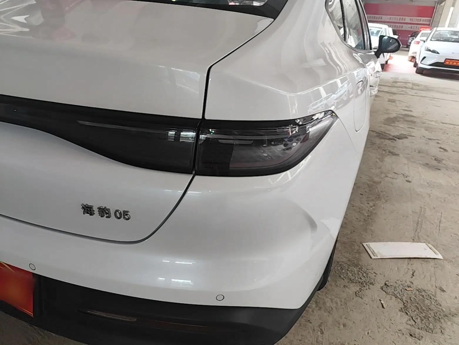 BYD Seal 05 DM-i 2026 DM-i 128KM Luxury Edition — миниатюра 9
