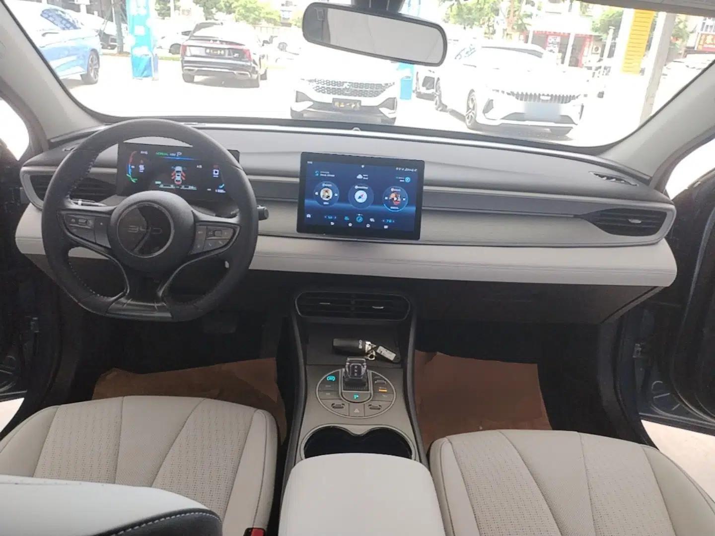 BYD Seal 05 DM-i 2025 DM-i Smart Drive 55KM Luxury Model — миниатюра 17