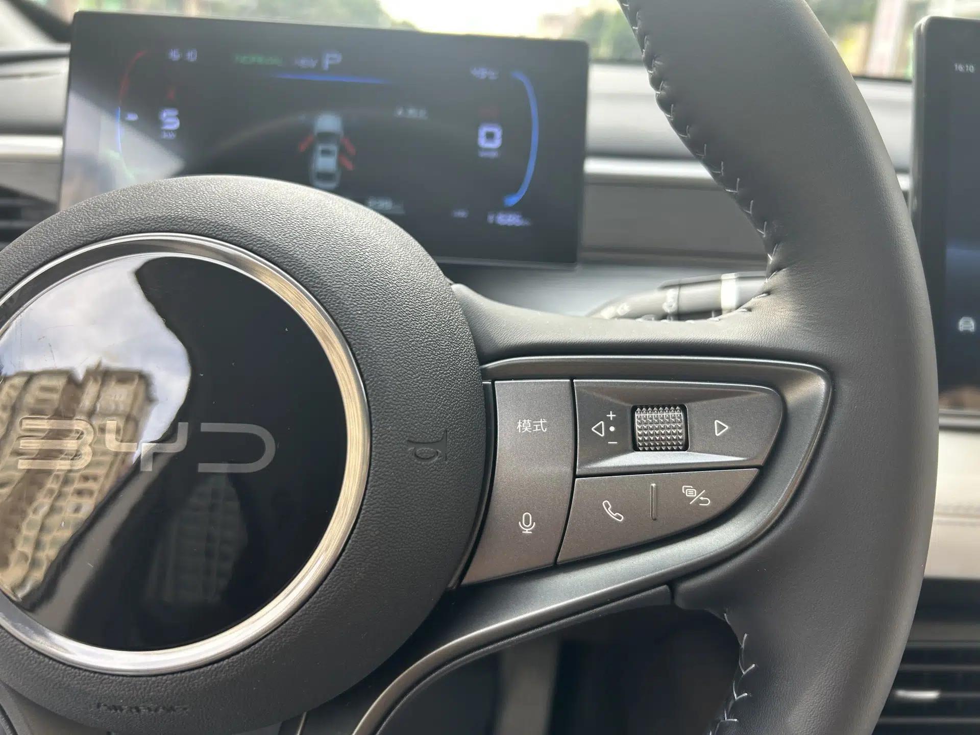 BYD Seal 05 DM-i 2025 DM-i Smart Drive 55KM Luxury Model — миниатюра 34