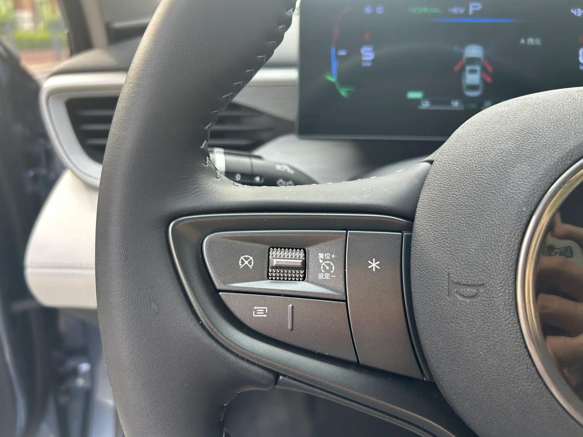 BYD Seal 05 DM-i 2025 DM-i Smart Drive 55KM Luxury Model — миниатюра 35