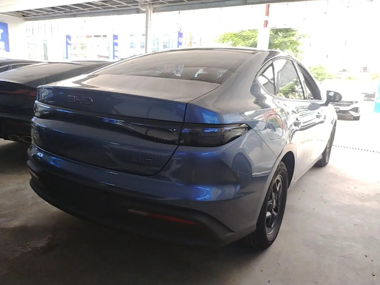BYD Seal 05 DM-i 2025 DM-i Smart Drive 55KM Luxury Model — миниатюра 6