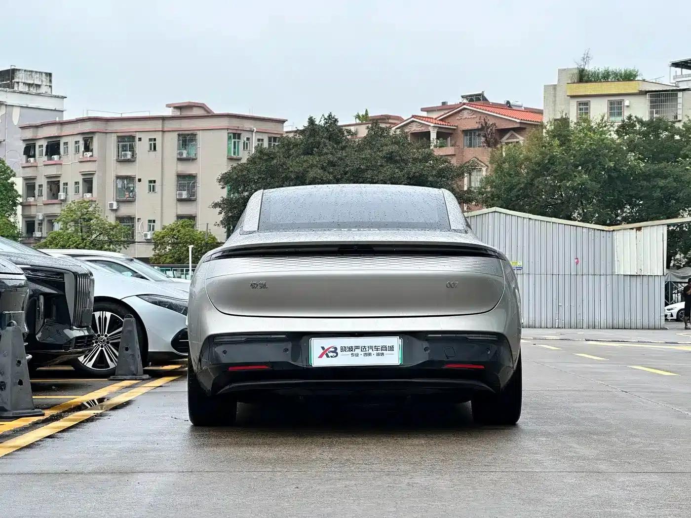 Extreme Krypton 007 2024 Rear-Wheel Drive Enhanced Version 75kWh — миниатюра 2
