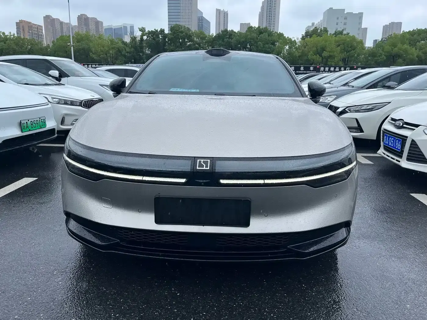 Extreme Krypton 007 2024 Rear-Wheel Drive Intelligent Driving Edition 100kWh — миниатюра 2