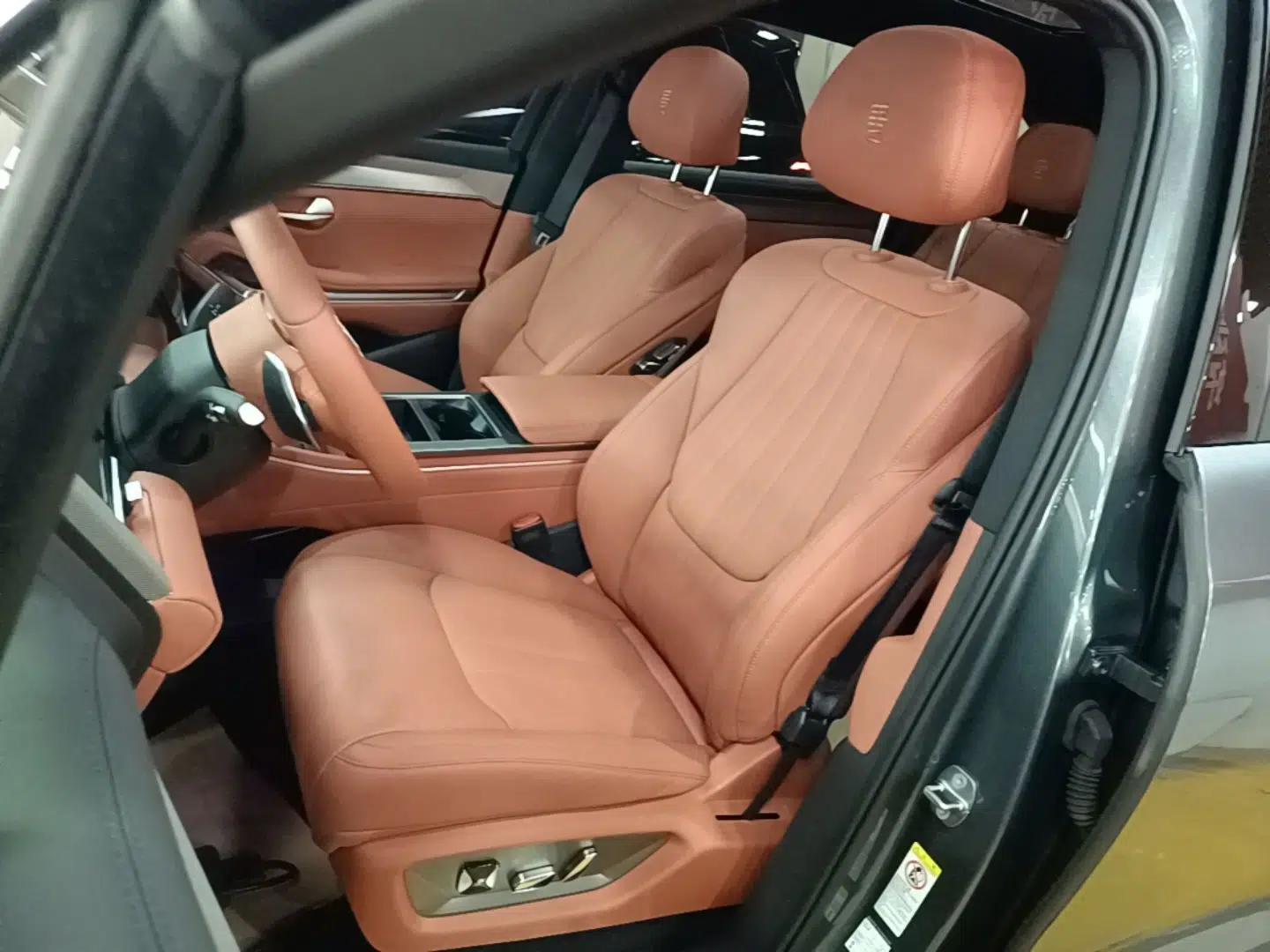 BYD Tang L 2025 EV with 670 km Range LiDAR and Premium Features — миниатюра 17