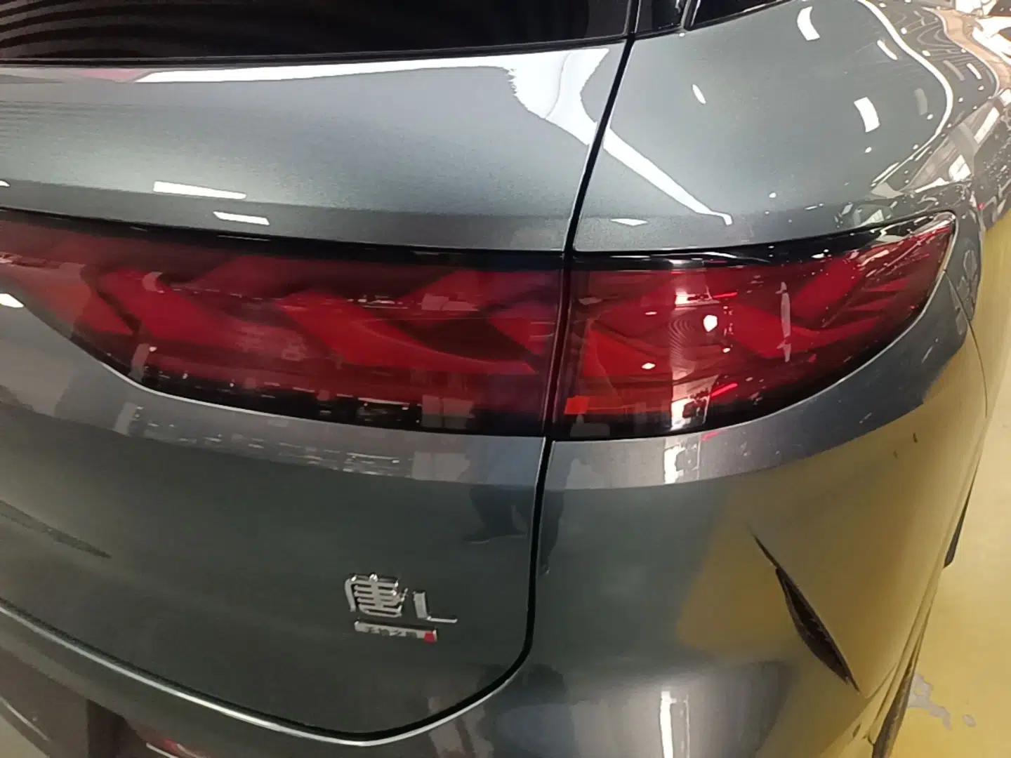 BYD Tang L 2025 EV with 670 km Range LiDAR and Premium Features — миниатюра 9
