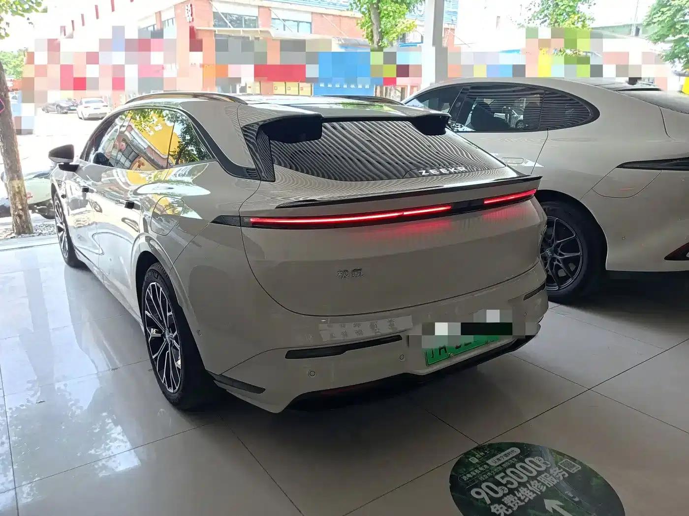 Jike 007GT 2025 Rear-Wheel Drive Intelligent Driving Edition 75kWh — миниатюра 12