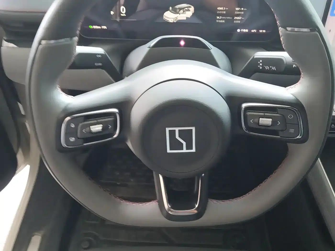 Jike 007GT 2025 Rear-Wheel Drive Intelligent Driving Edition 75kWh — миниатюра 6