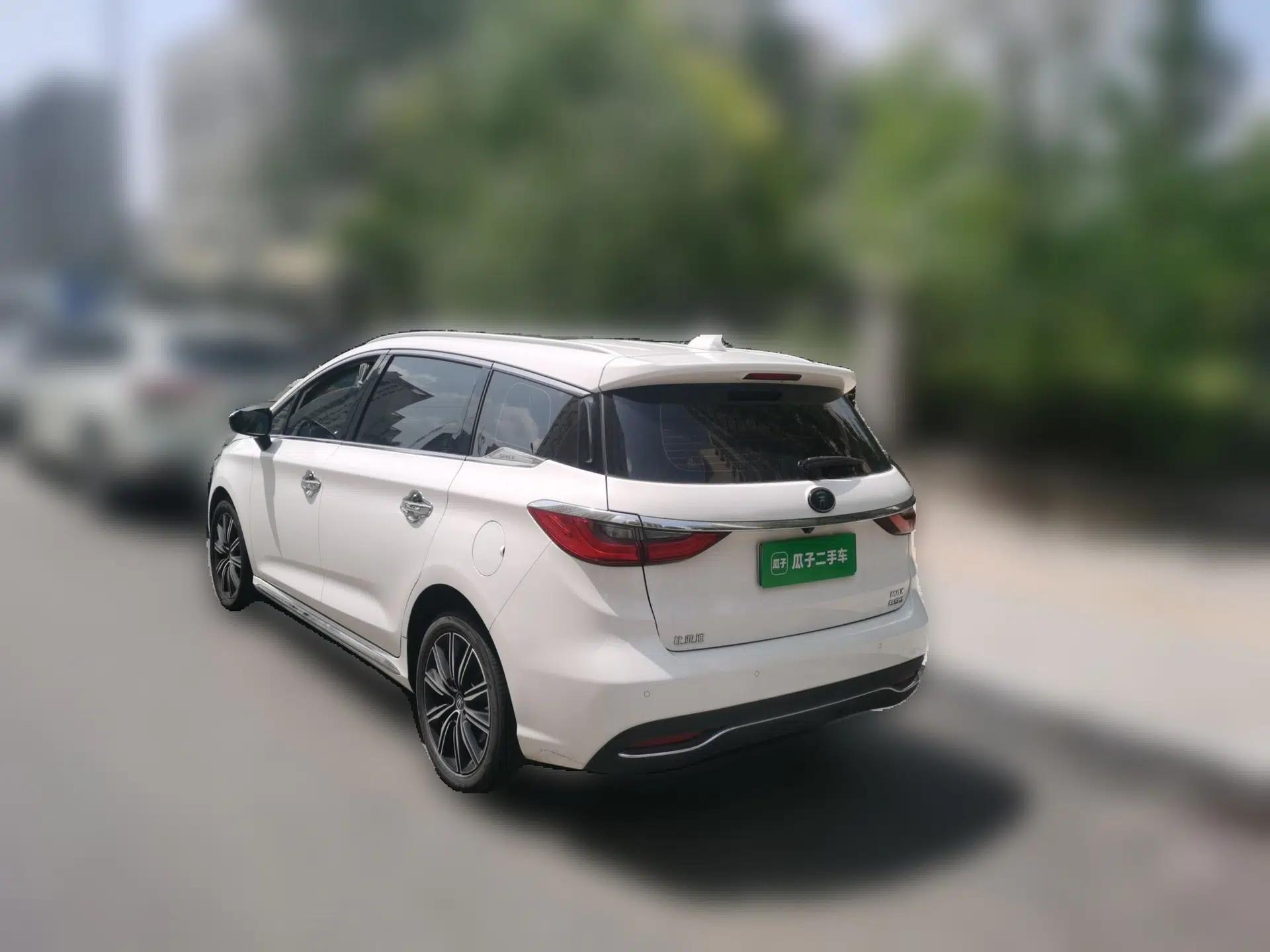 BYD Song MAX New Energy 2019 DM 1.5T Smart Connect Enjoyment Model 7 Seats China VI Standard — миниатюра 4