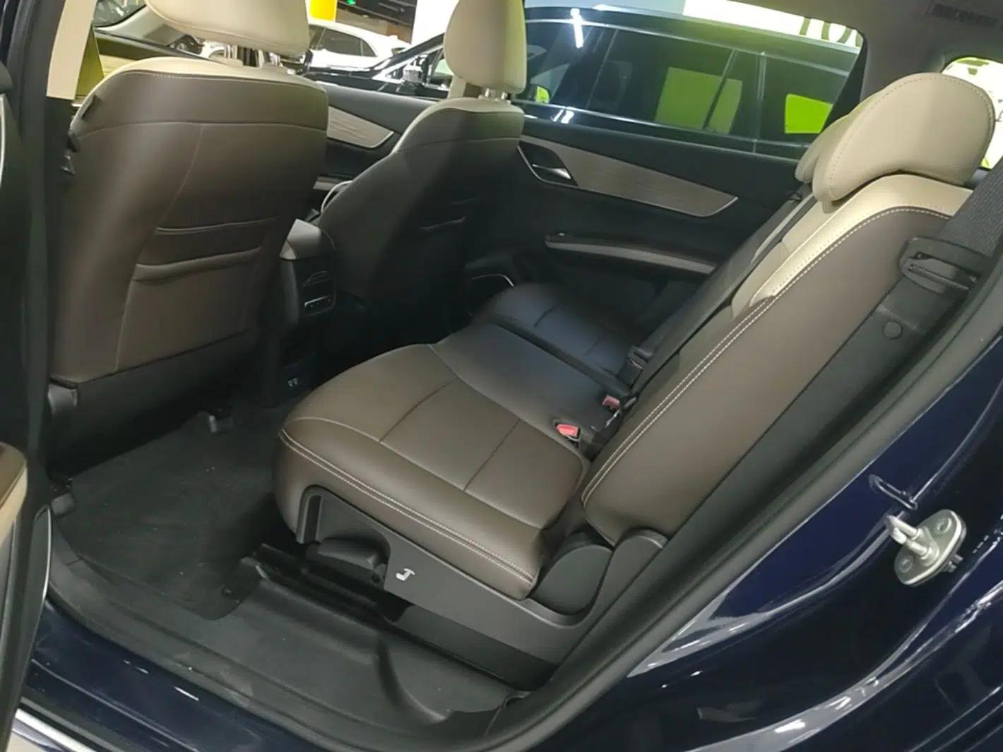 BYD Song MAX New Energy 2022 DM-i 105KM Prestige Model — миниатюра 27