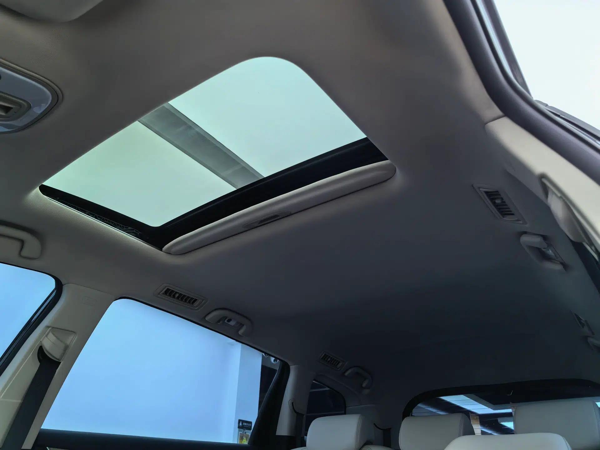 BYD Song MAX New Energy 2022 DM-i 105KM Prestige Model — миниатюра 28
