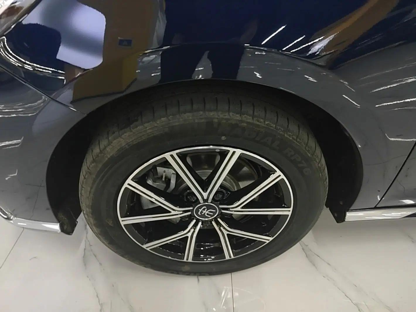 BYD Song MAX New Energy 2022 DM-i 105KM Prestige Model — миниатюра 10