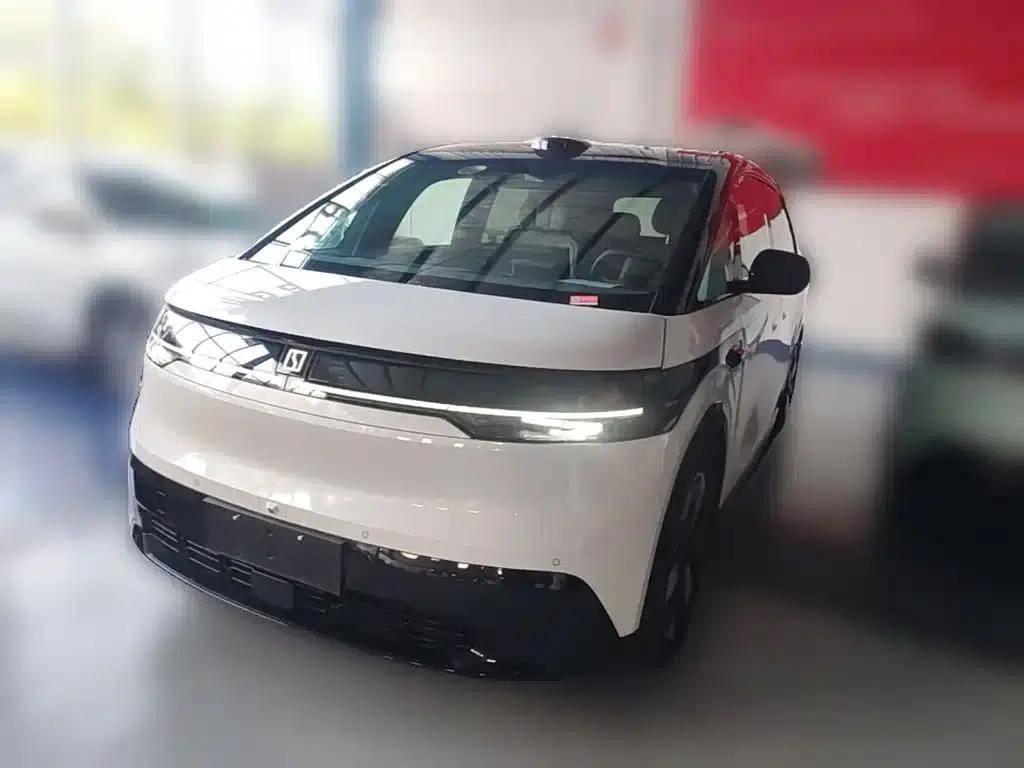Jike MIX 2025 Intelligent Driving Edition — миниатюра 1