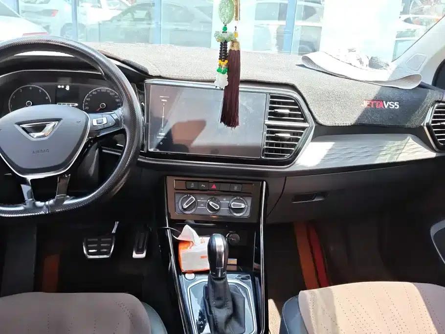 Jetta VS7 2021 Black Edition 1.4T Automatic Enjoyment Edition — миниатюра 13