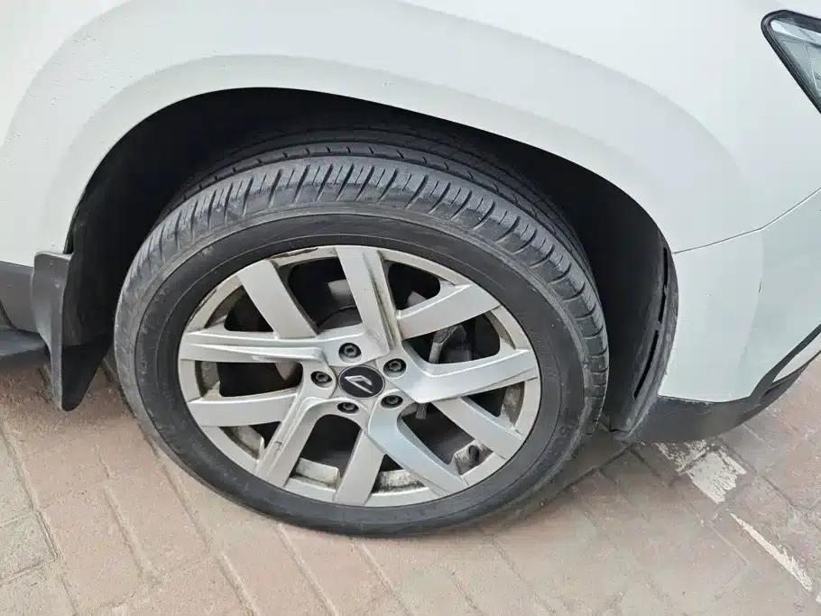 Jetta VS7 2021 Black Edition 1.4T Automatic Enjoyment Edition — миниатюра 6