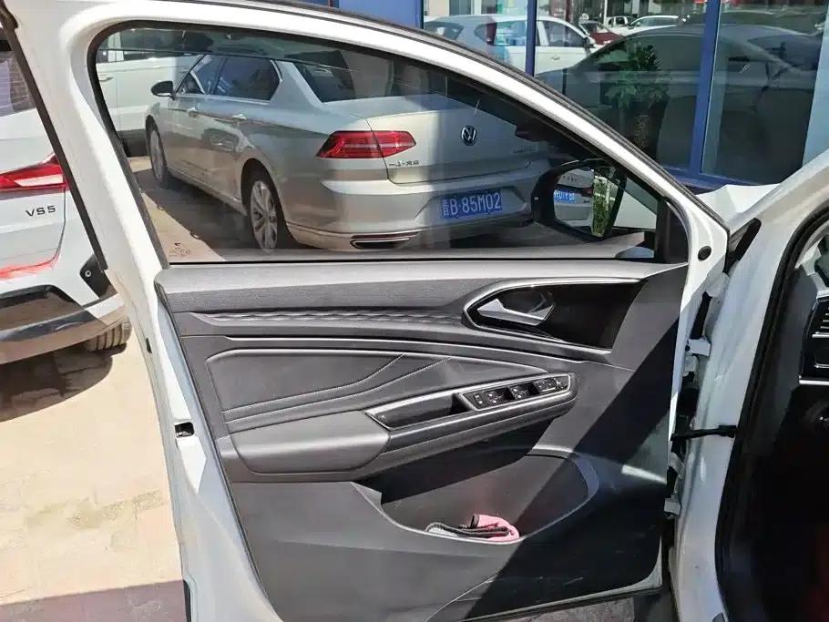 Jetta VS7 2021 Black Edition 1.4T Automatic Enjoyment Edition — миниатюра 7