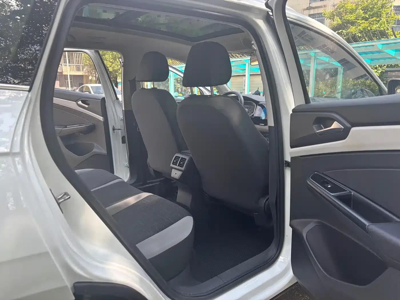 Jetta VS7 2023 280TSI Automatic Entry-Level Edition — миниатюра 9