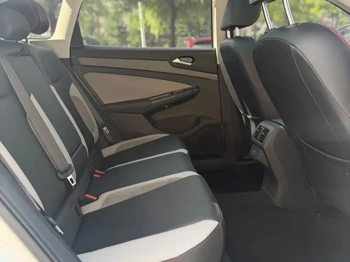 Jetta VS7 2021 1.4T Automatic Enjoy Edition — миниатюра 12
