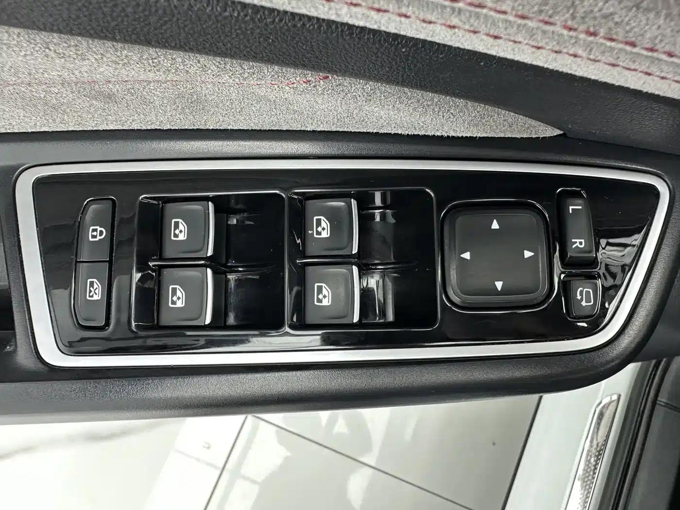 Jetta VS7 2023 280TSI Automatic Enjoy Edition — миниатюра 12