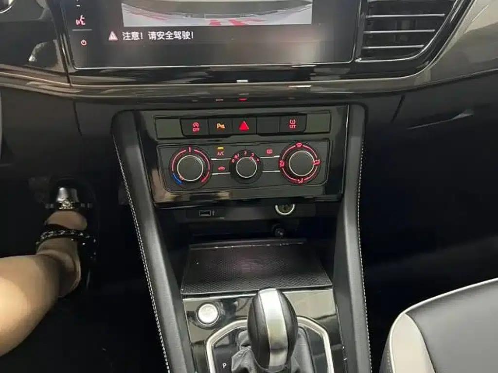 Jetta VS7 2022 280TSI Automatic High-Gloss Enjoy Edition — миниатюра 13