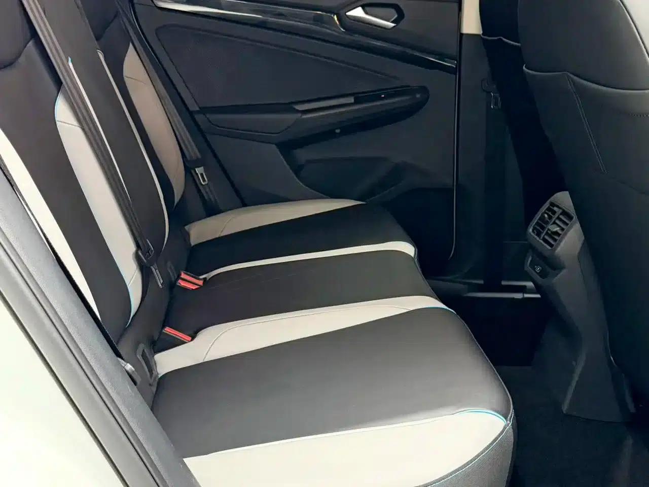 Jetta VS5 2023 280TSI Automatic High Gloss Enjoyment Edition — миниатюра 12
