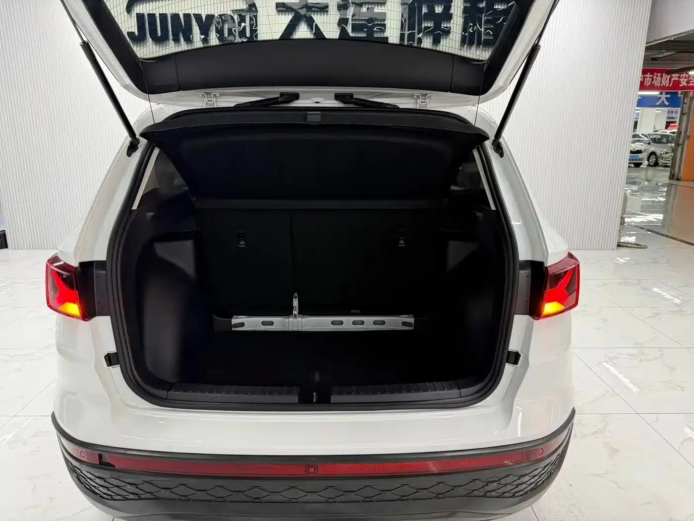 Jetta VS5 2023 280TSI Automatic High Gloss Enjoyment Edition — миниатюра 18