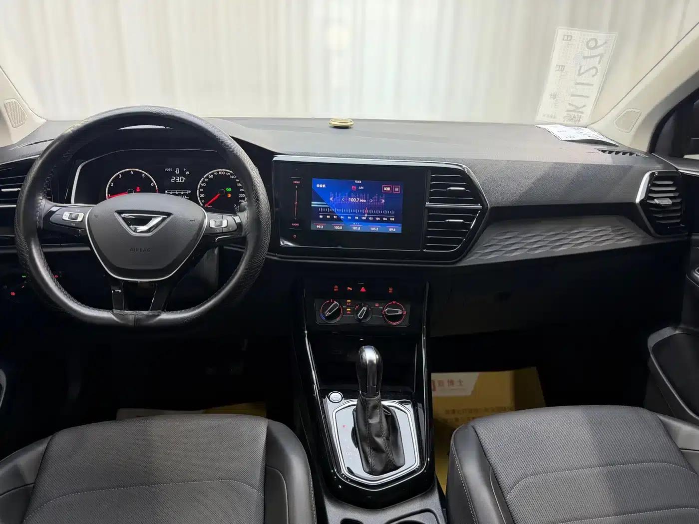 Jetta VS5 2023 280TSI Automatic Enjoyment Edition — миниатюра 11