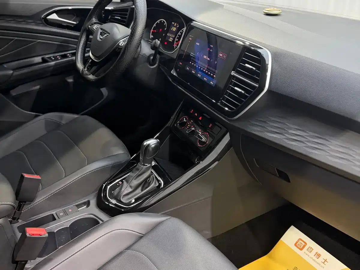 Jetta VS5 2023 280TSI Automatic Enjoyment Edition — миниатюра 13