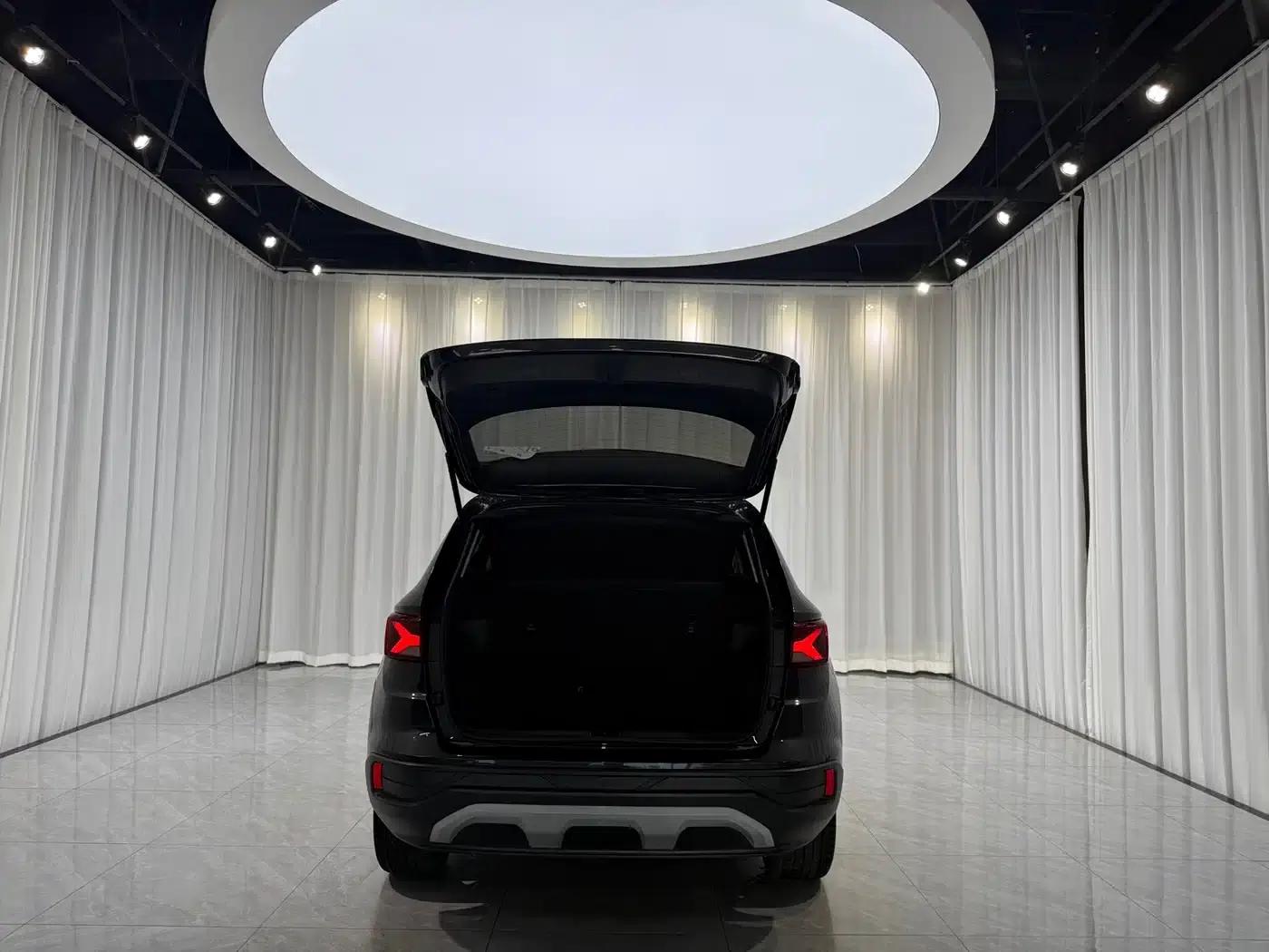 Jetta VS5 2023 280TSI Automatic Enjoyment Edition — миниатюра 17