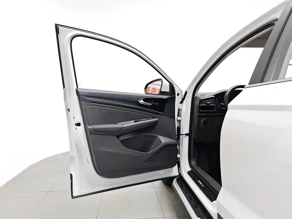 Jetta VS5 2019 280TSI Manual Entry-level Model — миниатюра 8