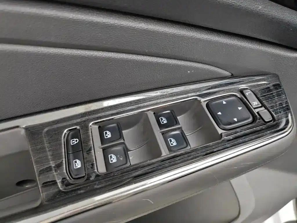 Jetta VS5 2019 280TSI Manual Entry-level Model — миниатюра 9