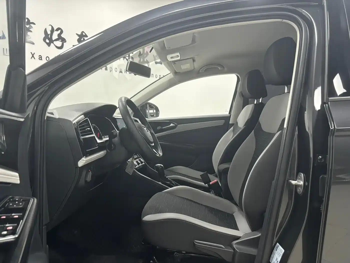 Jetta VS5 2022 280TSI Automatic Entry-Level Model — миниатюра 8