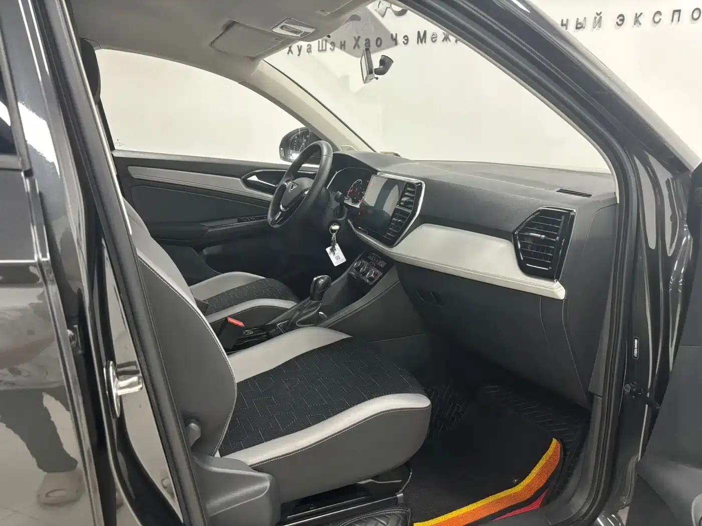 Jetta VS5 2022 280TSI Automatic Entry-Level Model — миниатюра 10