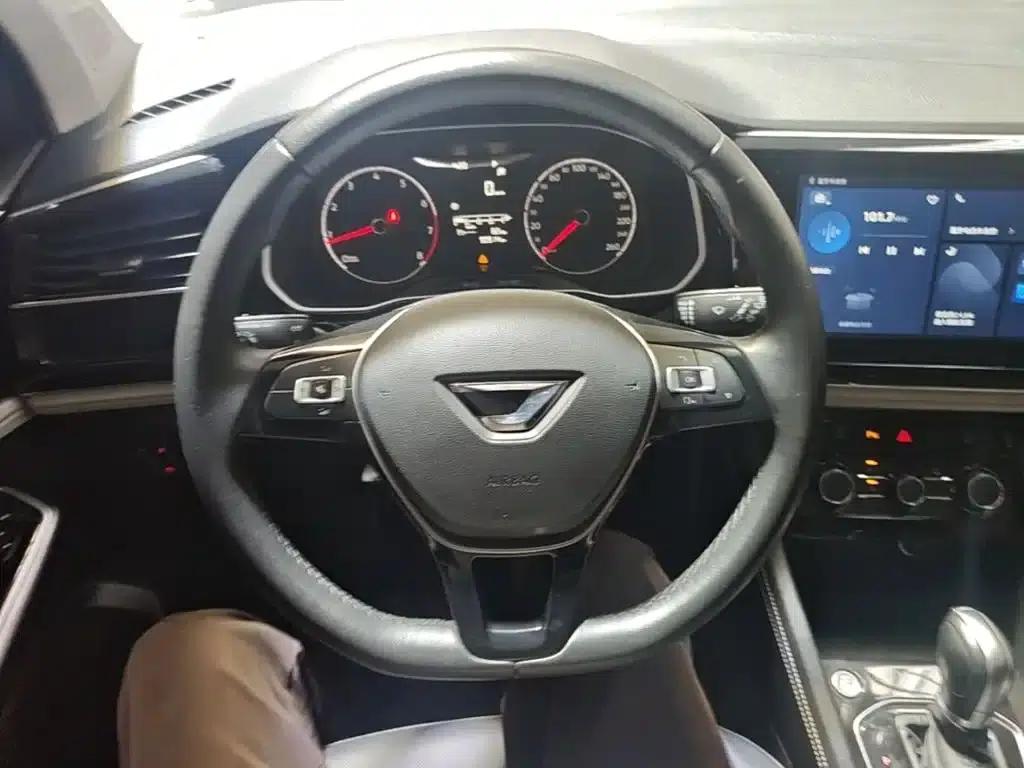 Jetta VS5 2023 280TSI Automatic Enjoyment Edition — миниатюра 11