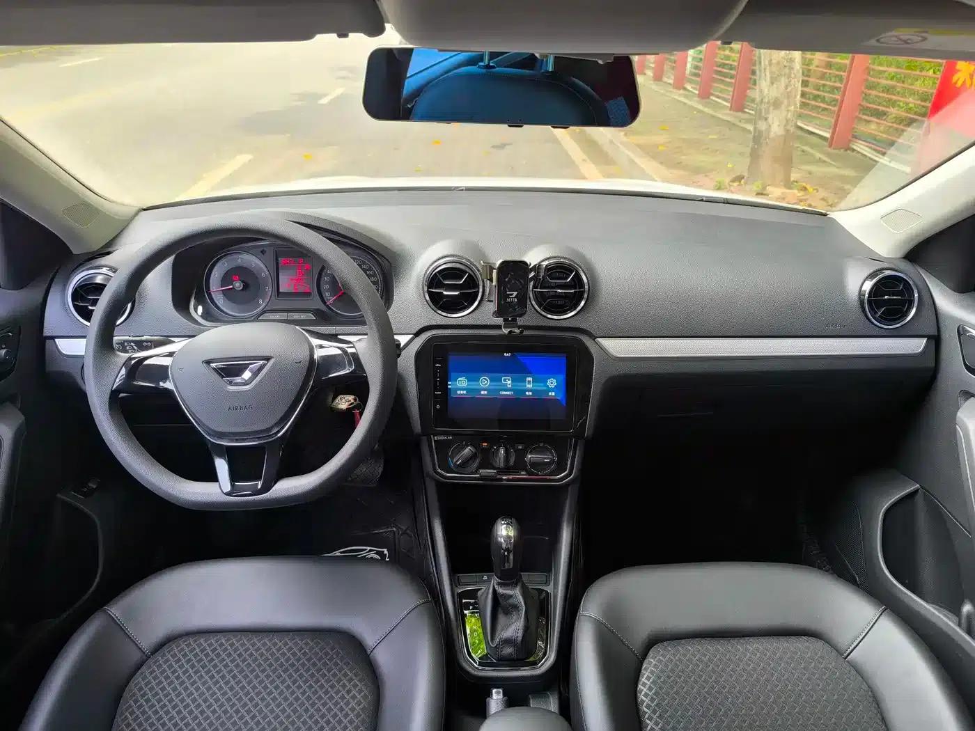 Jetta VA3 2021 1.5L Automatic Enjoy Edition — миниатюра 14