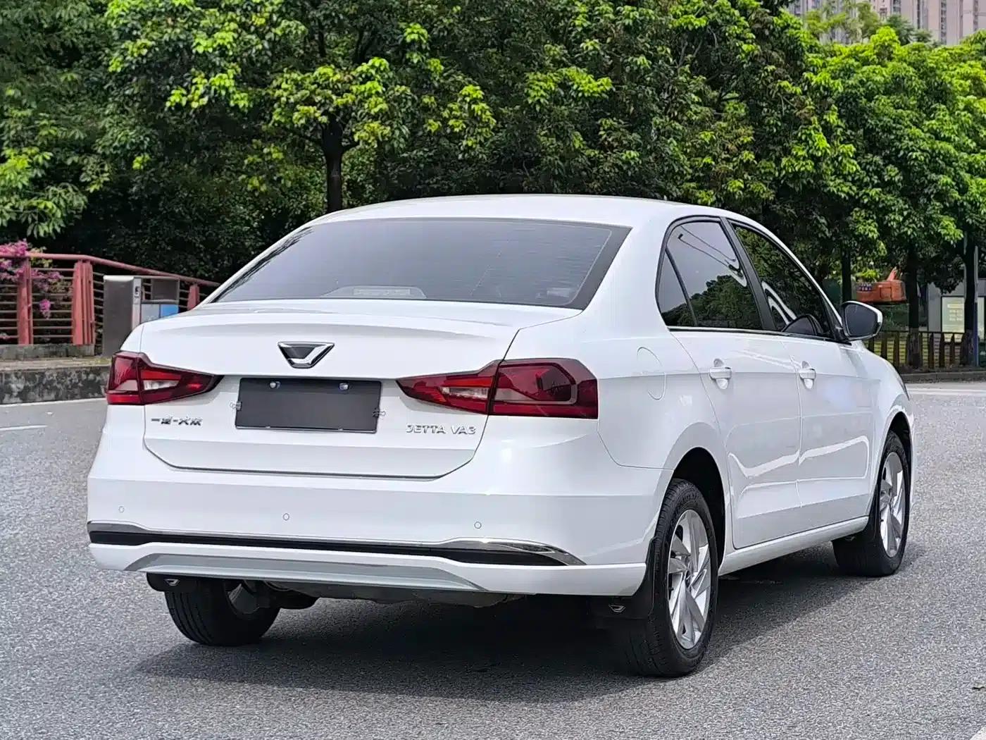 Jetta VA3 2021 1.5L Automatic Enjoy Edition — миниатюра 7