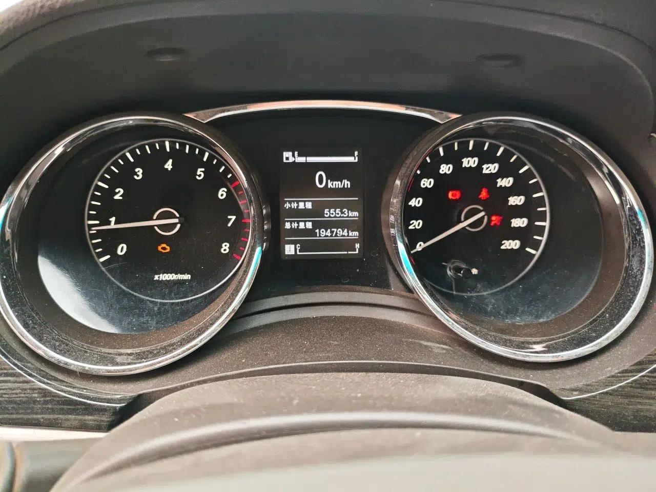 Baojun 730 2016 1.5T Manual Luxury Edition 7 Seats — миниатюра 12