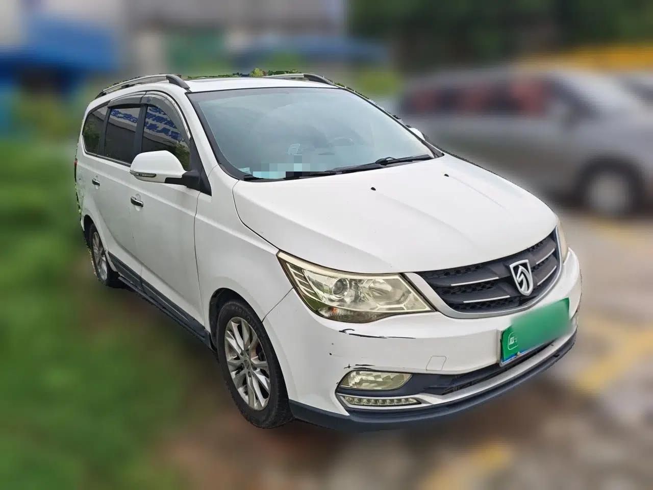 Baojun 730 2016 1.5T Manual Luxury Edition 7 Seats — миниатюра 3