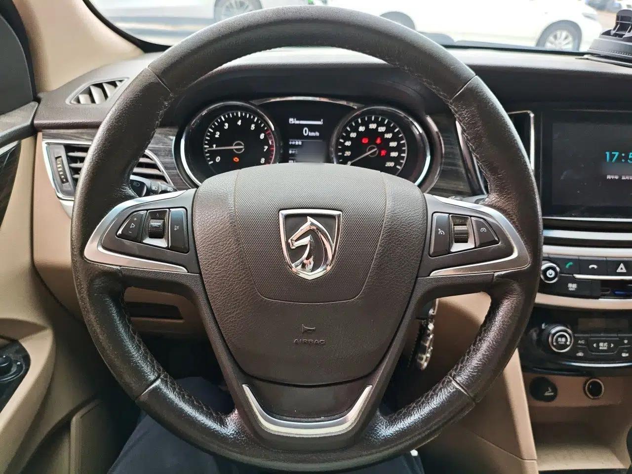 Baojun 730 2016 1.5T Manual Luxury Edition 7 Seats — миниатюра 10