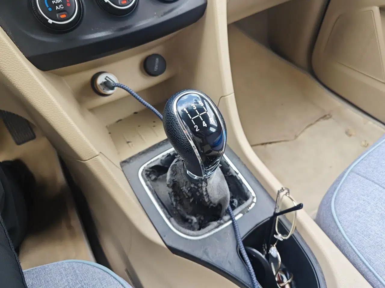 Baojun 730 2016 1.5L Manual Standard Version 7 Seats — миниатюра 14