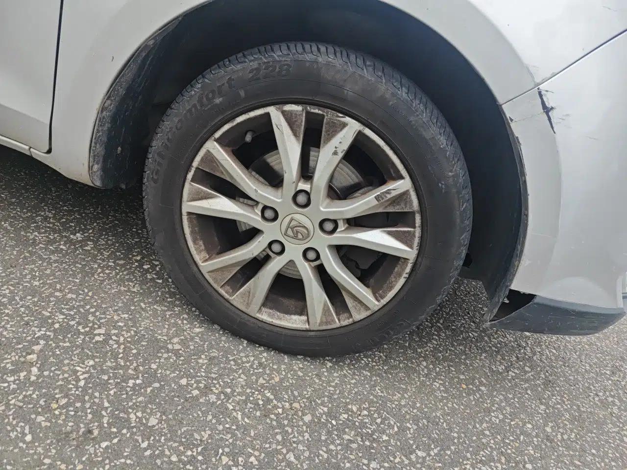 Baojun 730 2016 1.5L Manual Standard Version 7 Seats — миниатюра 8