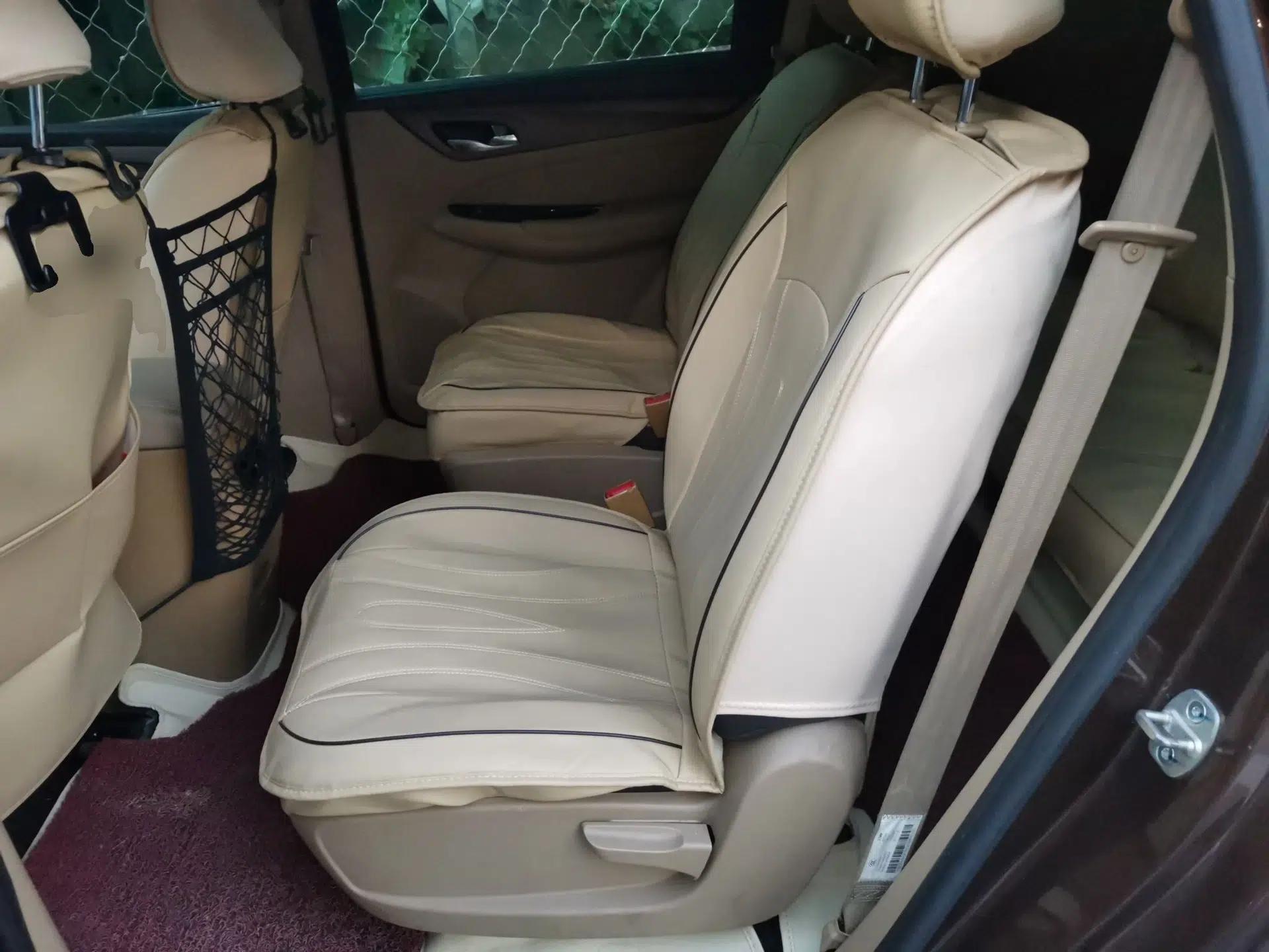 Baojun 730 2017 1.5T Manual Fashion Version 7 Seats China V Emission Standard — миниатюра 17