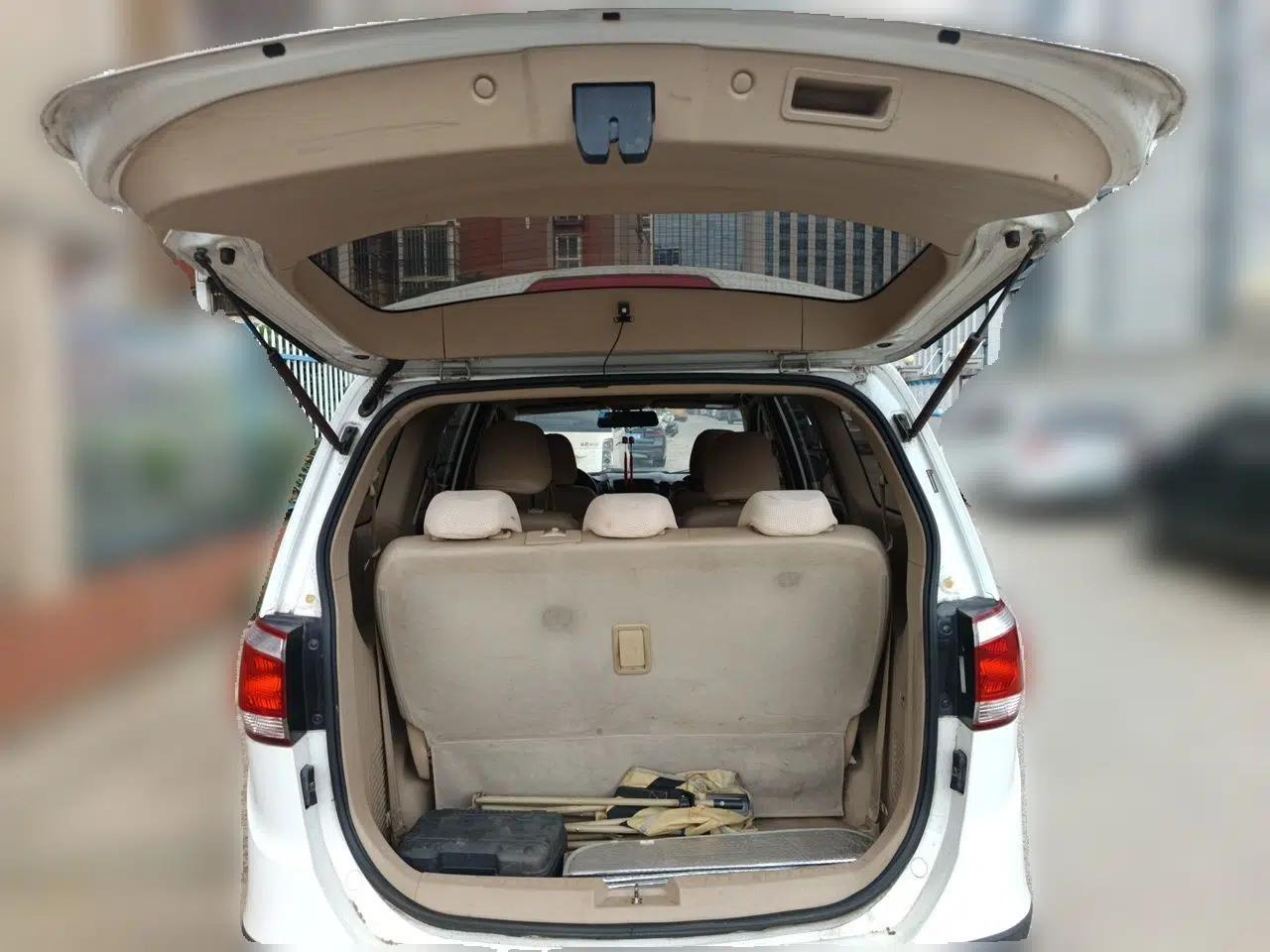 Baojun 730 2014 1.5L manual luxury trim 7 seats — миниатюра 19