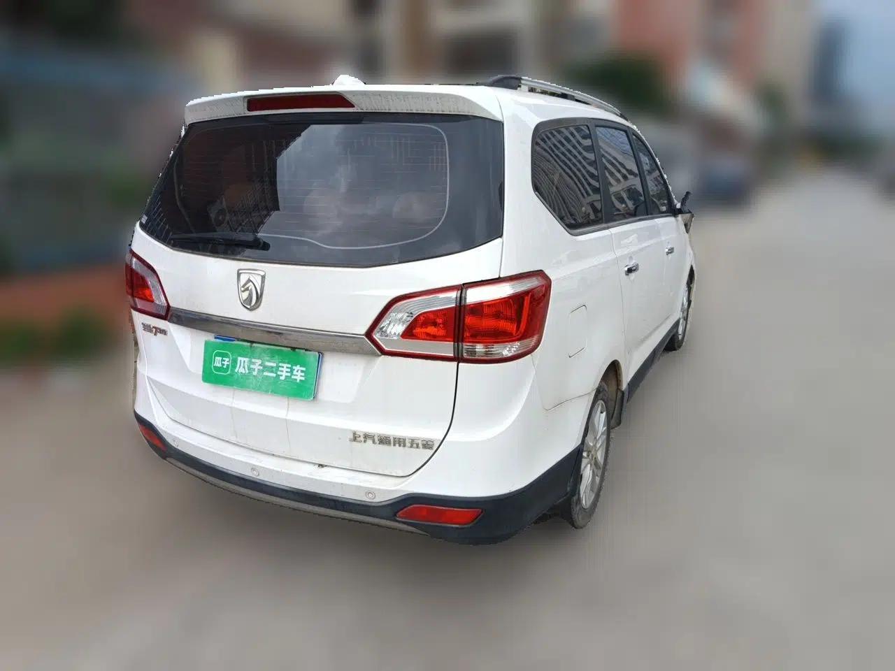 Baojun 730 2014 1.5L manual luxury trim 7 seats — миниатюра 6