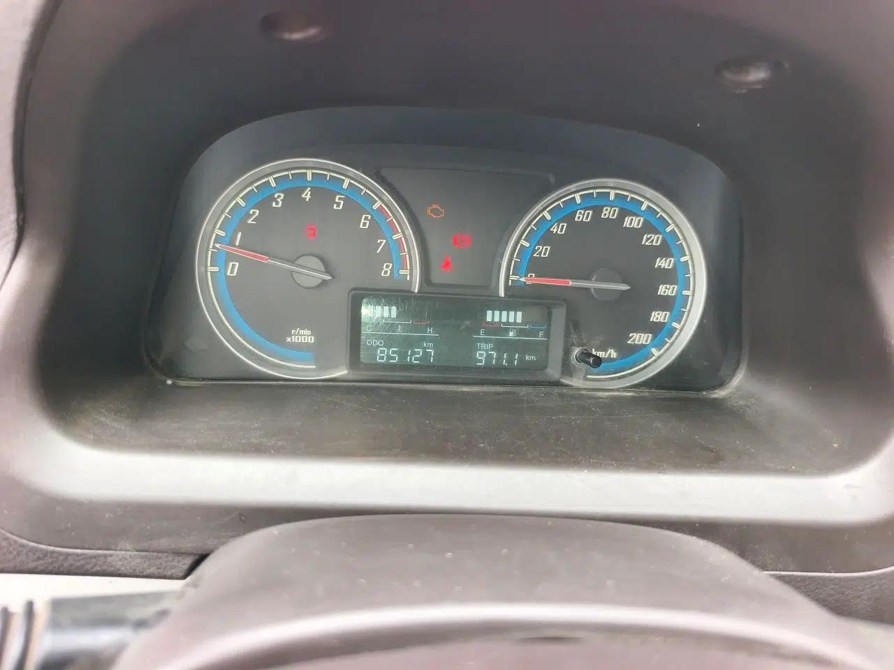 Baojun 730 2016 1.5L Manual Value Edition 7 Seats China V Emission Standard — миниатюра 11