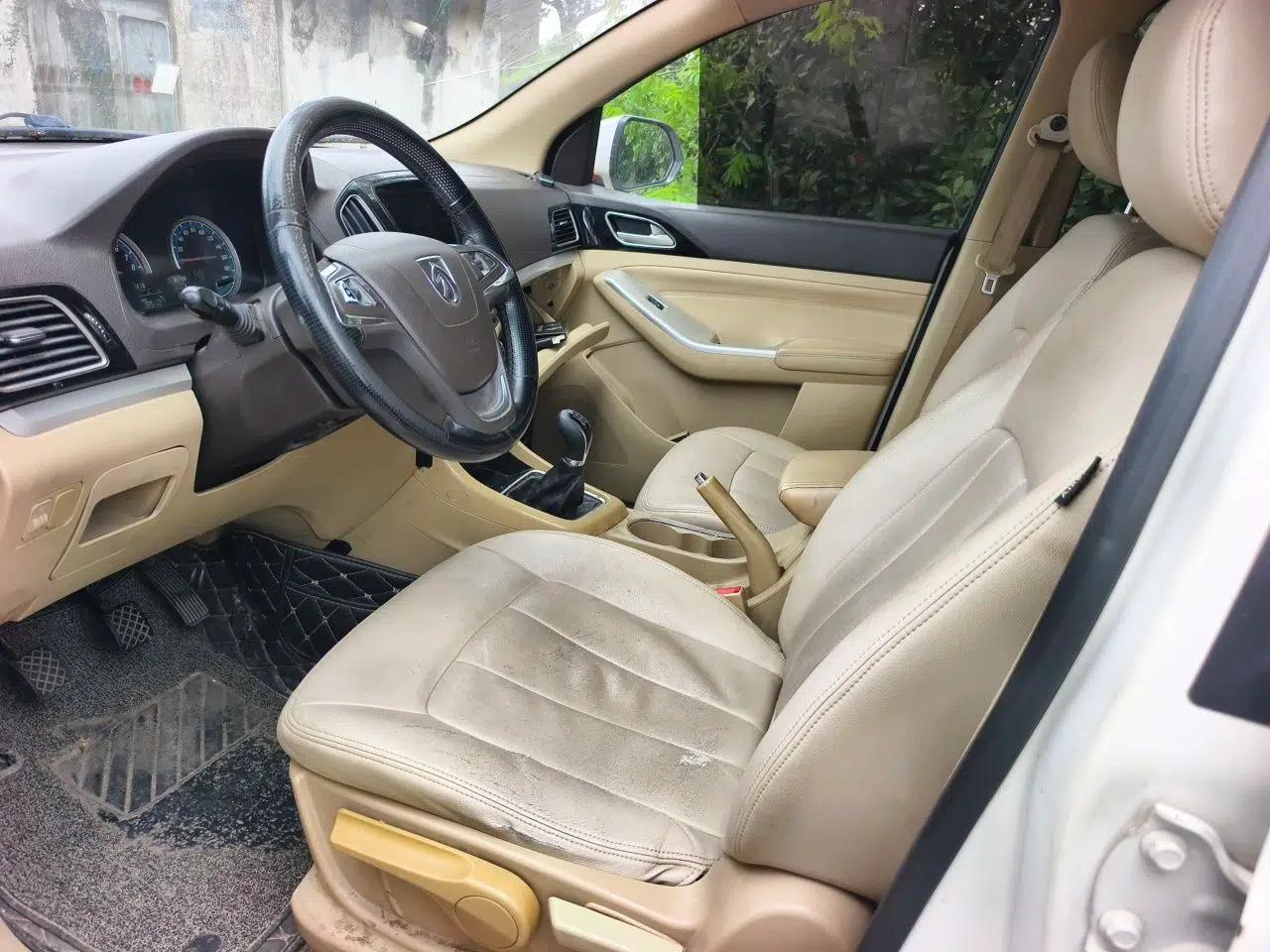 Baojun 730 2016 1.5L Manual Value Edition 7 Seats China V Emission Standard — миниатюра 15