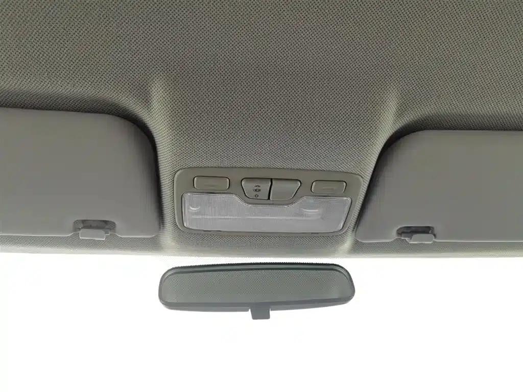 Refine M3 2016 IKEA Edition 1.6L Luxury Smart Model — миниатюра 11