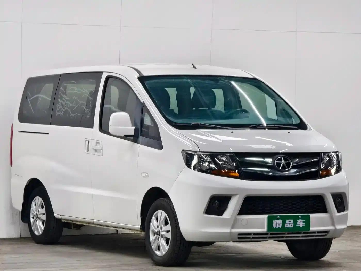 Refine M3 2015 Maker Edition 1.6L Luxury Smart Model — миниатюра 3
