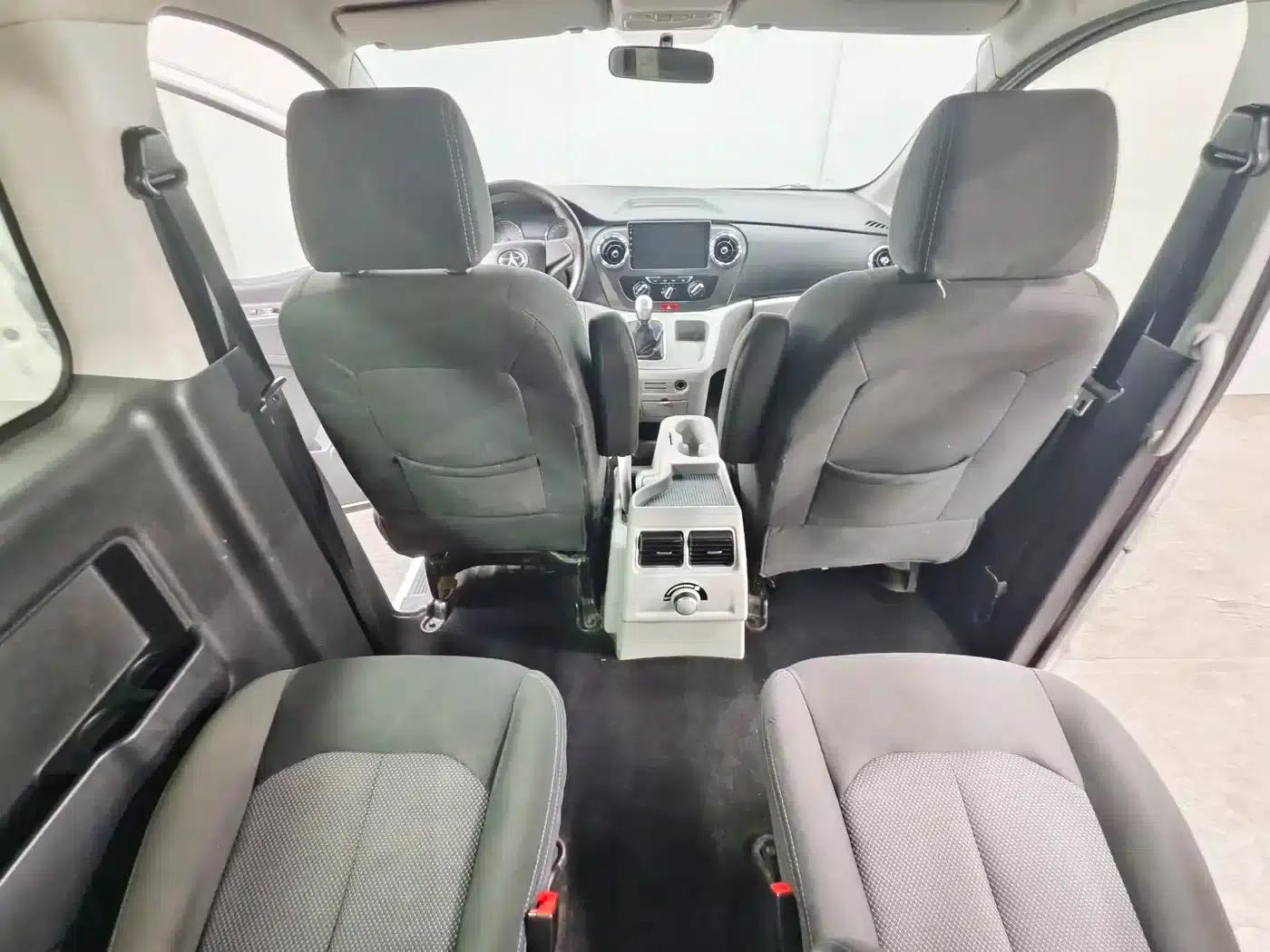 Refine M3 2015 Maker Edition 1.6L Luxury Smart Model — миниатюра 10