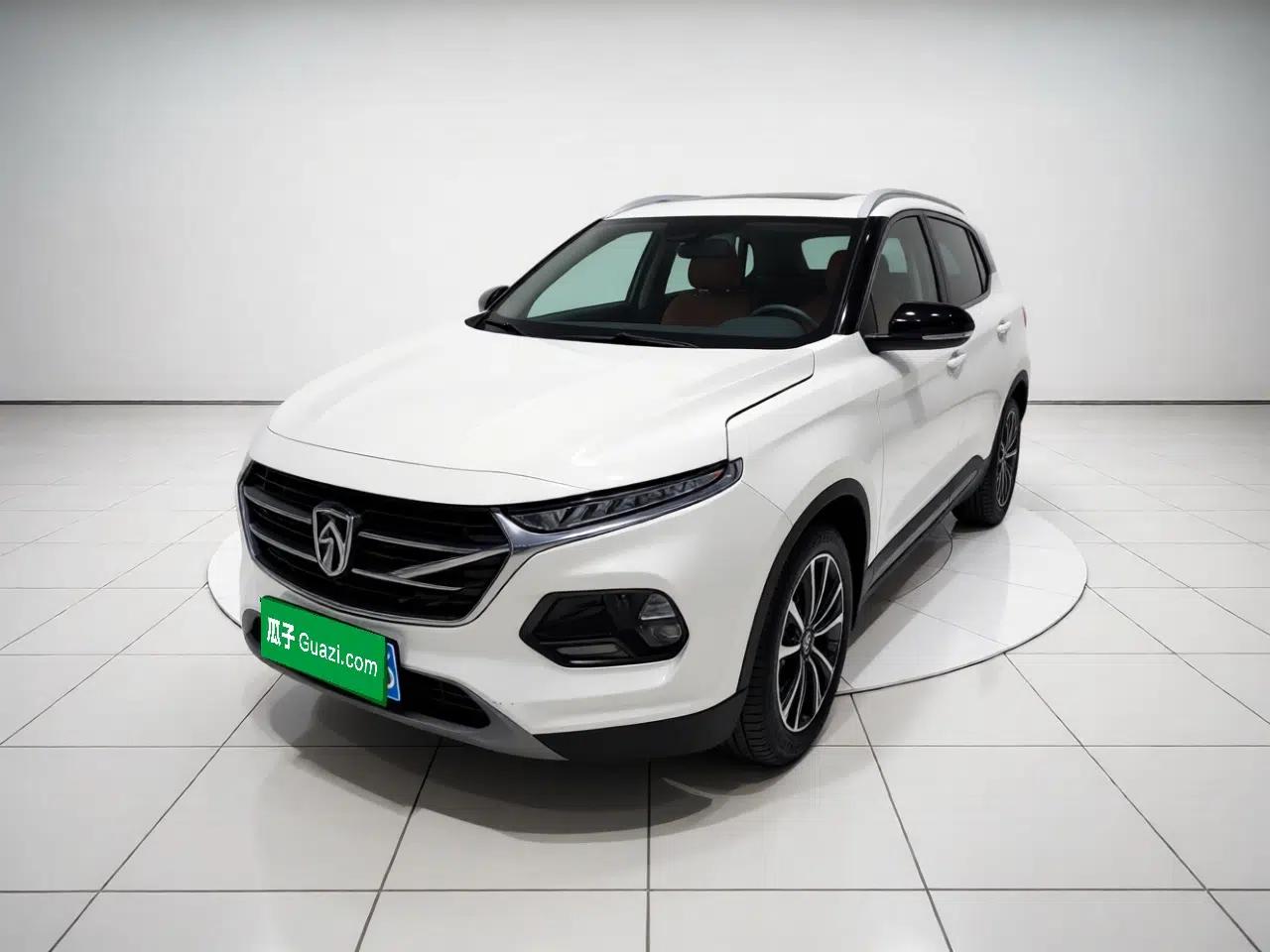 Baojun 510 2017 1.5L Manual Luxury Model — миниатюра 1
